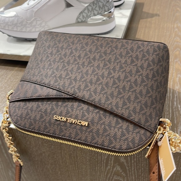 MICHAEL KORS Jet Set Medium Logo Dome Satchel Crossbody 
Brown 
NWT - Picture 7 of 16